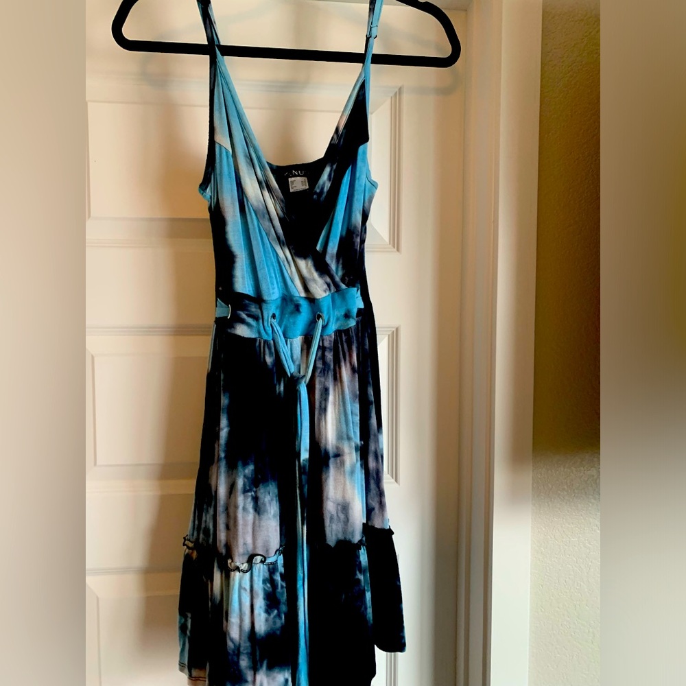 Super cute Venus tyedyed dress with belt